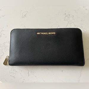 Michael Kors Travel Size Wallet